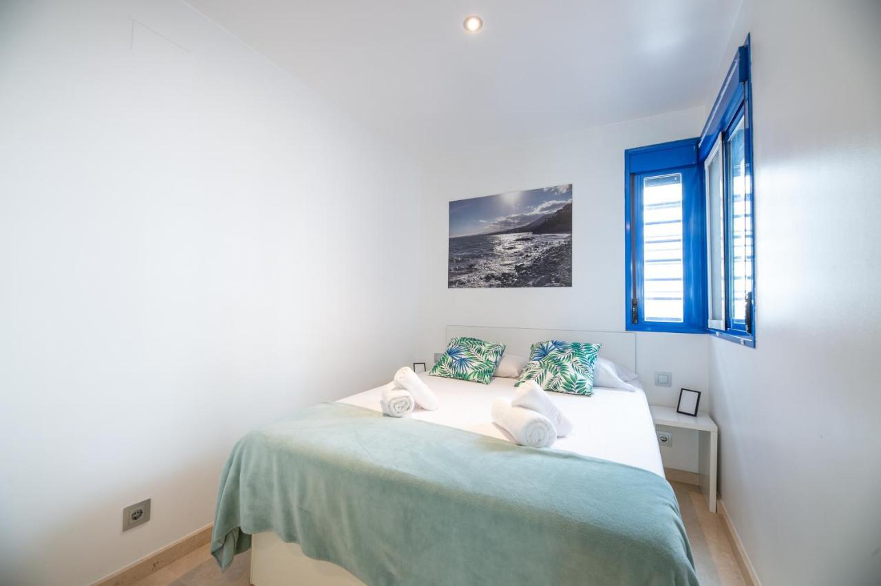 Modern Apartment Next To The Beach, Pets Friendly Benalmádena Eksteriør billede