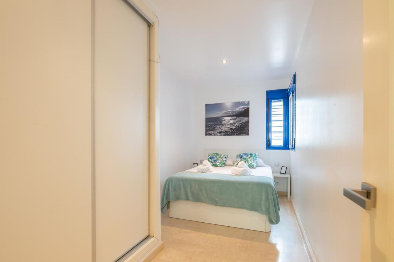 Modern Apartment Next To The Beach, Pets Friendly Benalmádena Eksteriør billede